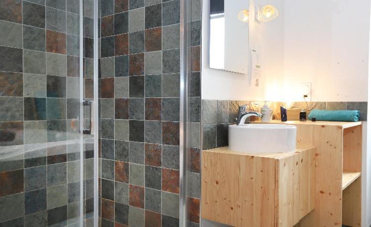 La Douce Nuit Apartment Fougeres Bagian luar foto